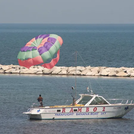 מלון Stella Maris צ'סנטיקו