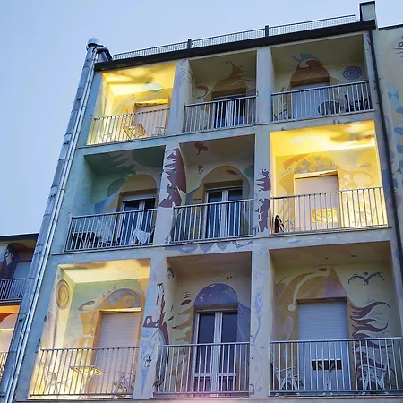 Stella Maris צ'סנטיקו