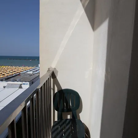 Stella Maris فندق